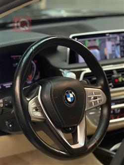 بي ام دبليو الفئة 7